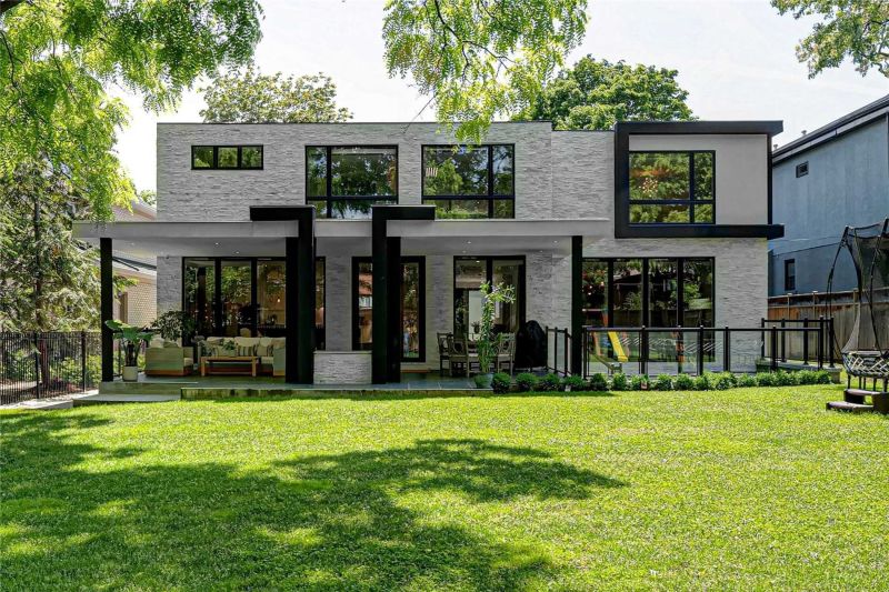 53 Royalavon Crescent, Toronto, ON