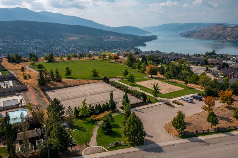 542 Mount Tanner Place, Coldstream, BC