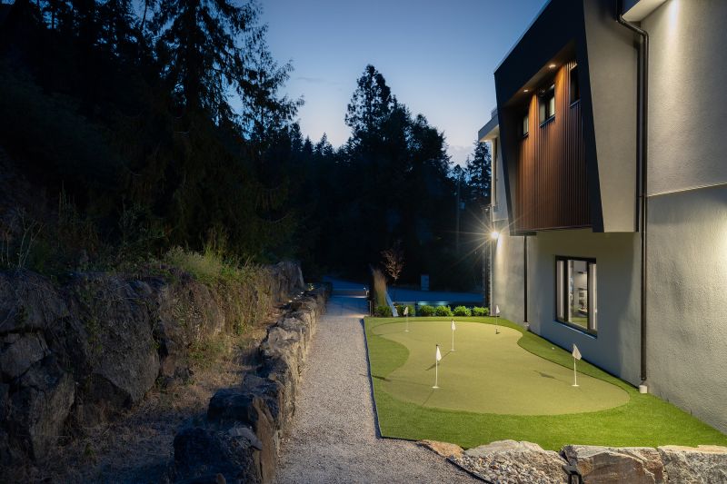 2843 Lakeridge Road, West Kelowna, BC