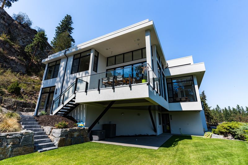 2843 Lakeridge Road, West Kelowna, BC