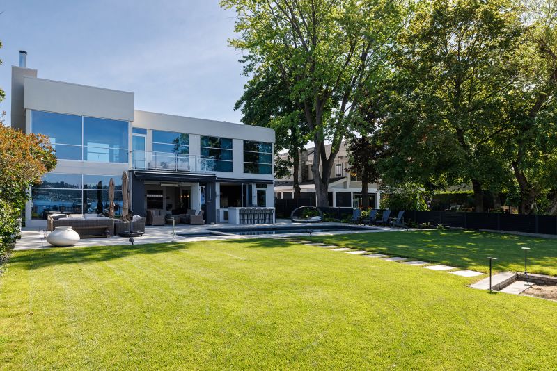 1938 McDougall Street, Kelowna, BC