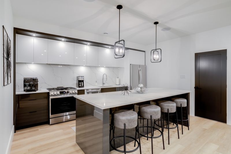 6 Shakespeare Road, Hamilton, ON