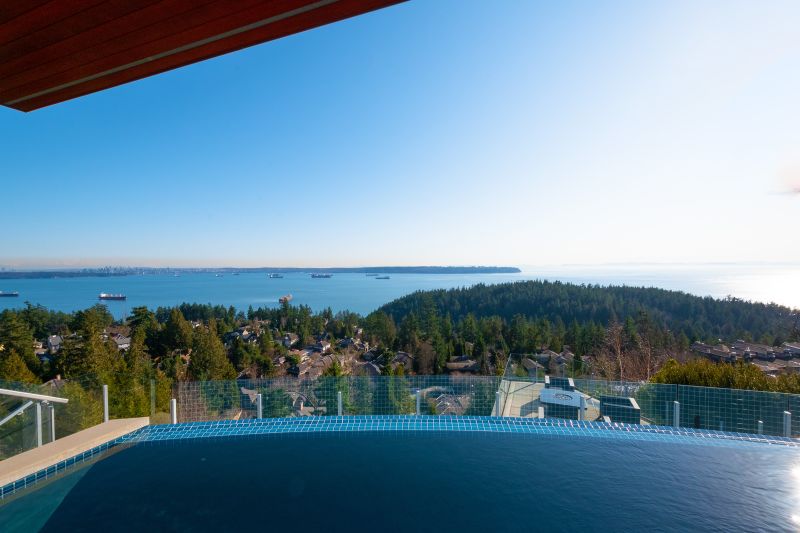 5440 West Vista Court, West Vancouver, BC