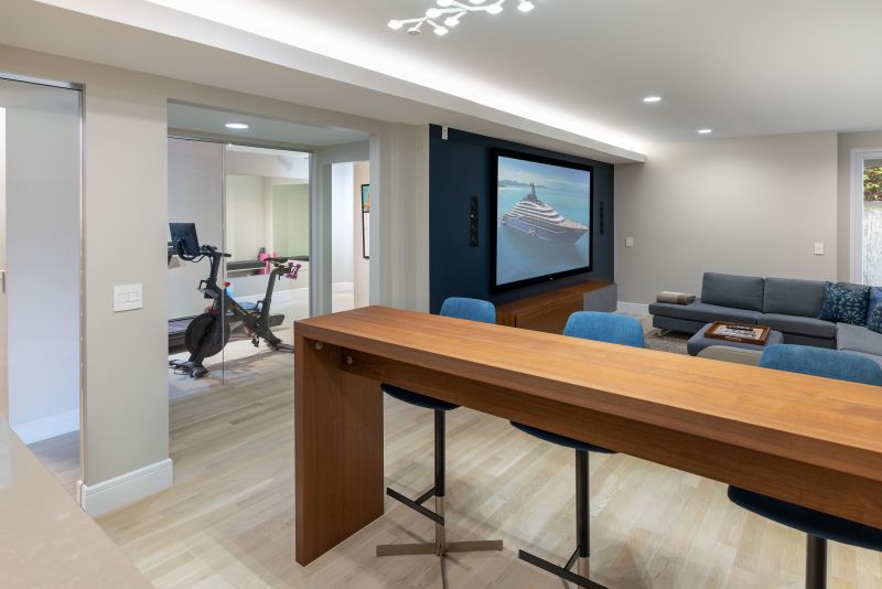 1076 Westpoint Drive, Kelowna, BC