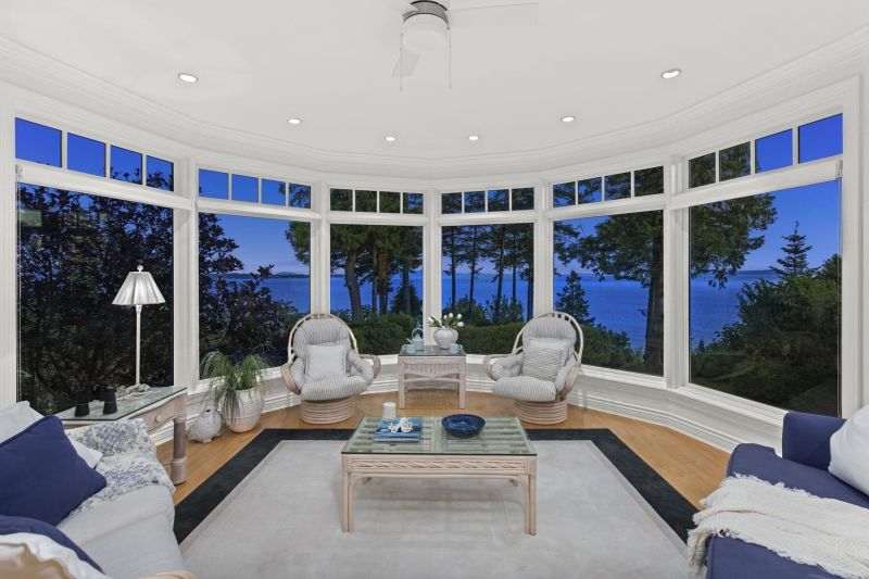 13520 13A Avenue, Surrey, BC, Canada, Surrey, BC