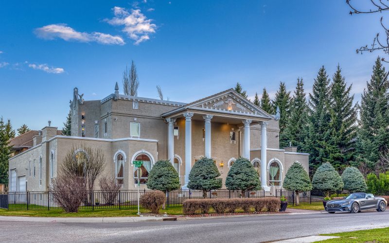 1507 96 Avenue SW, Calgary, AB