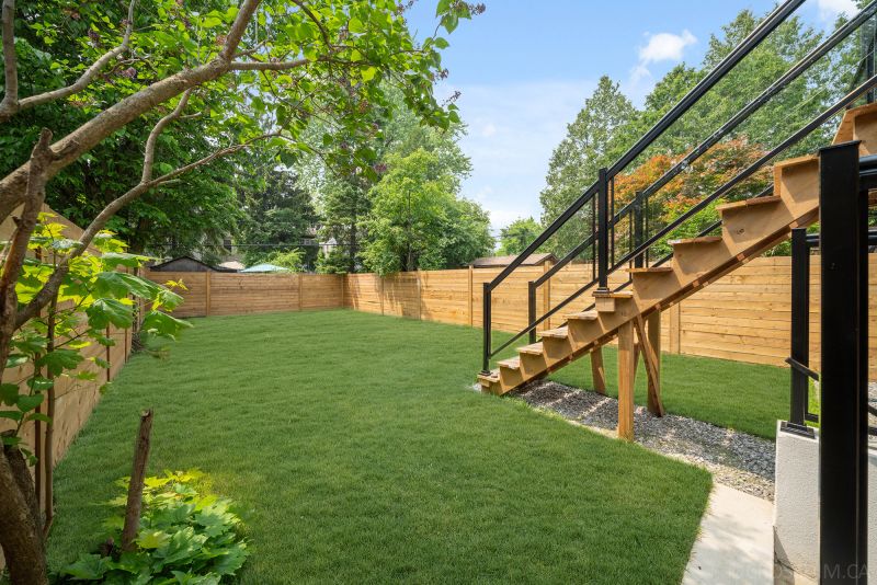 276 Wychwood Avenue, Toronto, ON
