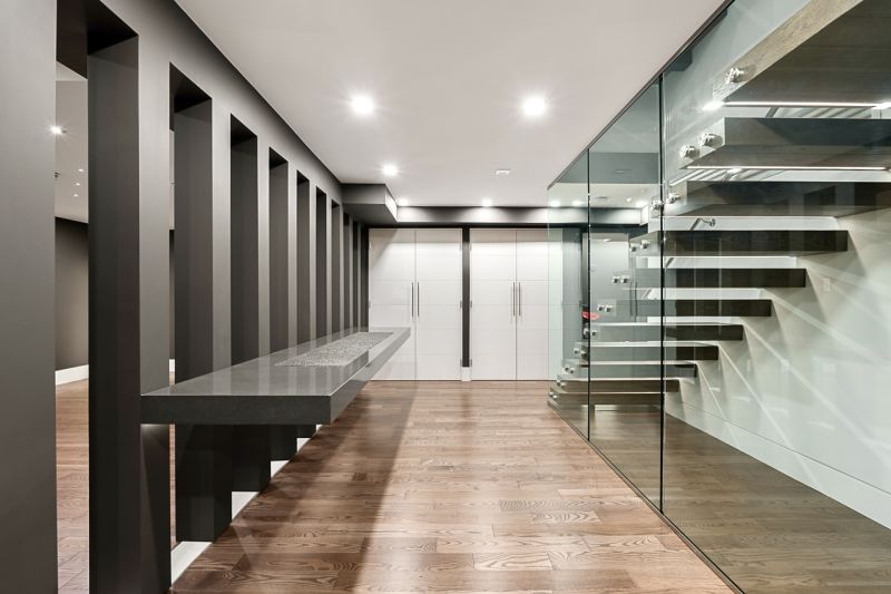 4577 Capilano Road, North Vancouver, BC, Canada, North Vancouver, BC