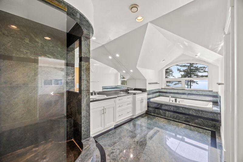 14032 Terry Road, White Rock, BC