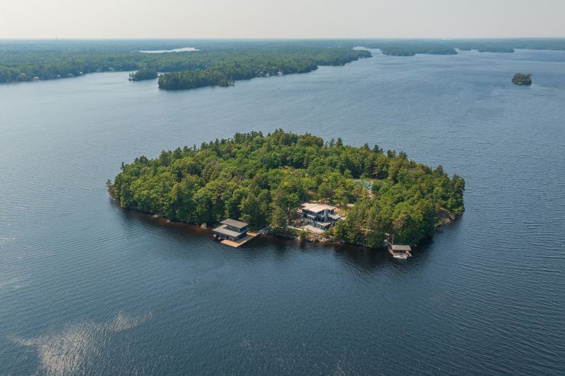 1 Bass, Muskoka Lakes, Muskoka Lakes, ON