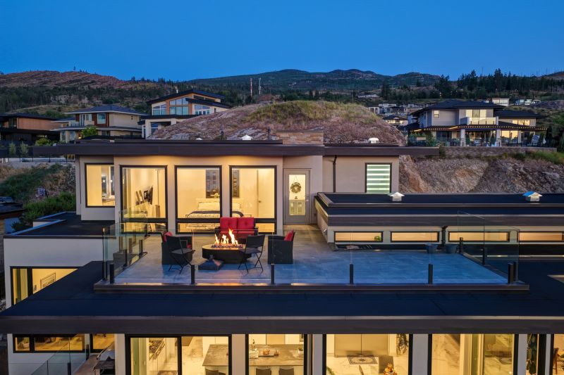 449 Swan Drive, Kelowna, BC