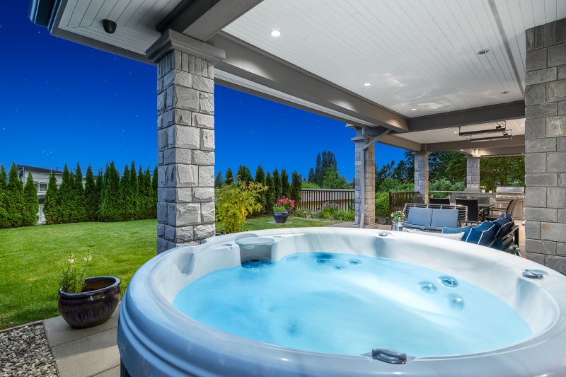 2130 Kings Avenue, West Vancouver, BC