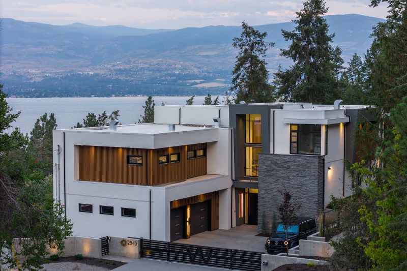 2843 Lakeridge Road, West Kelowna, BC