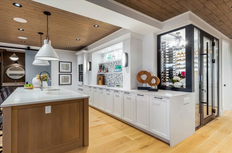 932 Alderside Road, Port Moody, BC