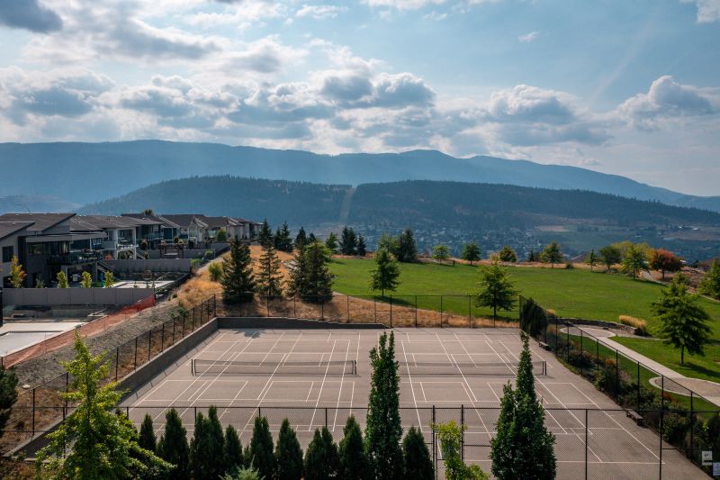 542 Mount Tanner Place, Coldstream, BC
