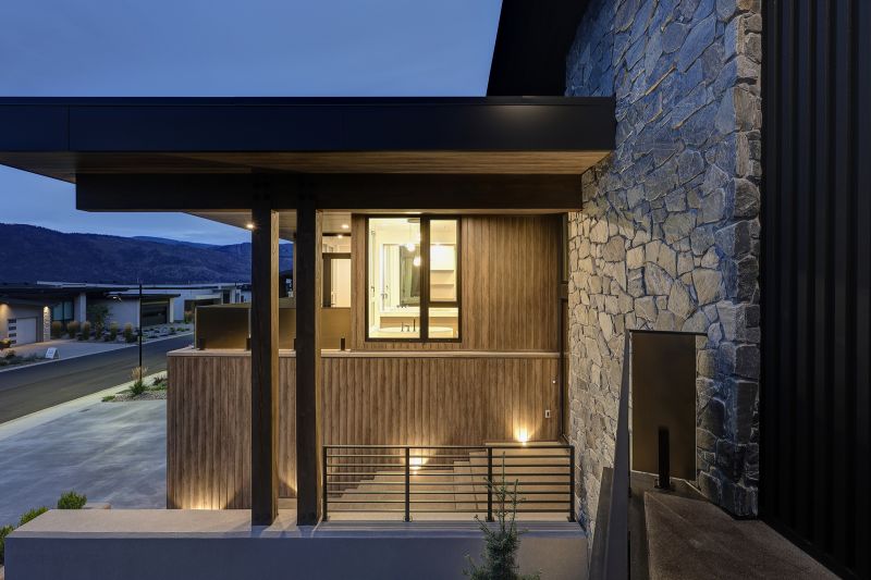 9857 Beacon Hill Drive, Lake Country, BC