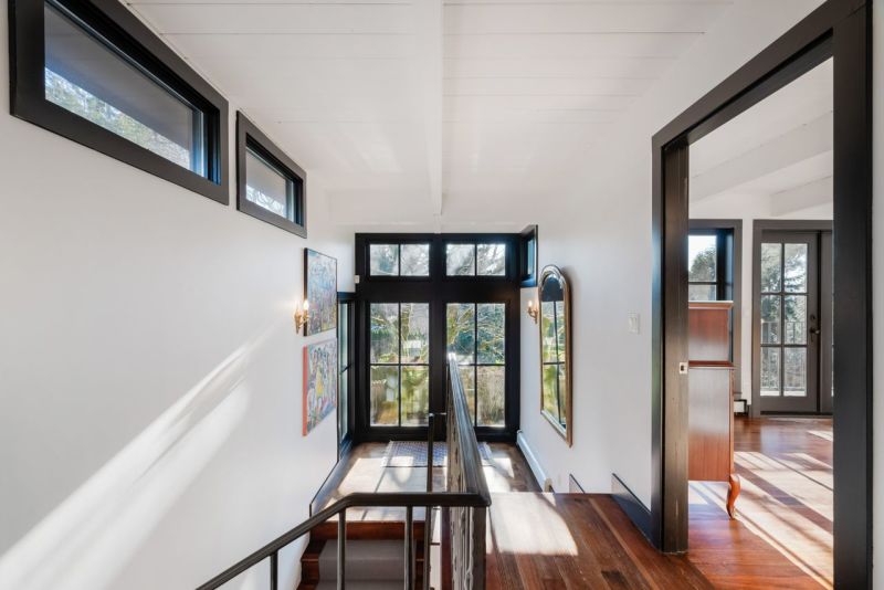 4297 Sunset Boulevard, North Vancouver, BC