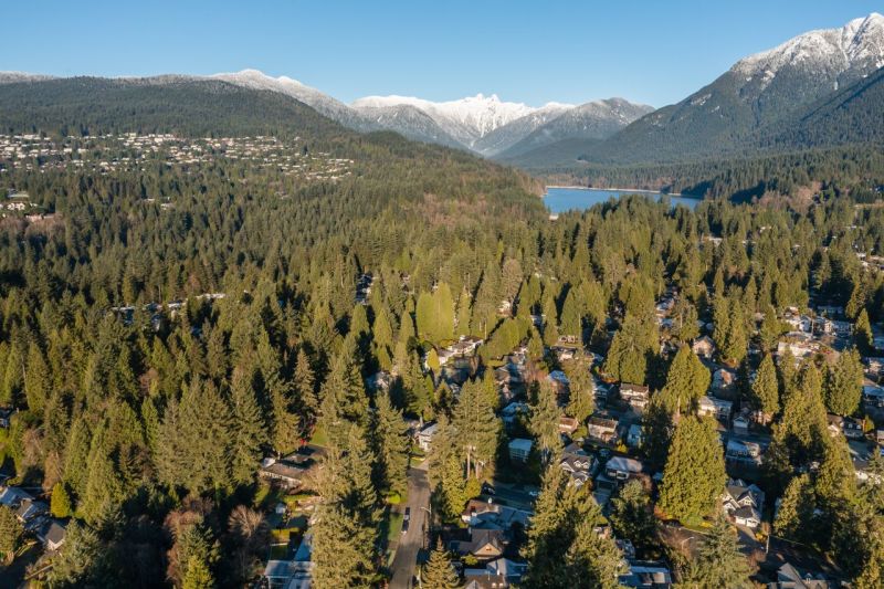 4297 Sunset Boulevard, North Vancouver, BC