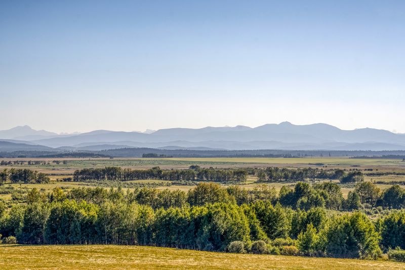 43062 Township Road 250, Calgary, AB