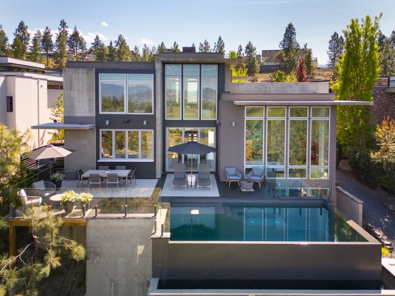 1076 Westpoint Drive, Kelowna, BC