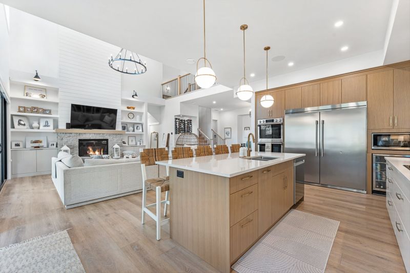 415 Hawk Hill Drive, Kelowna, BC