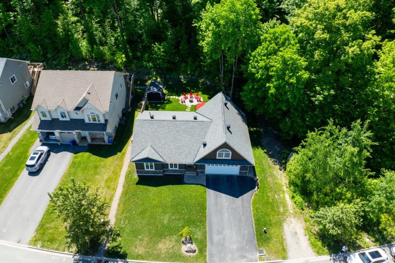 18 MacArthur Drive, Bracebridge, ON