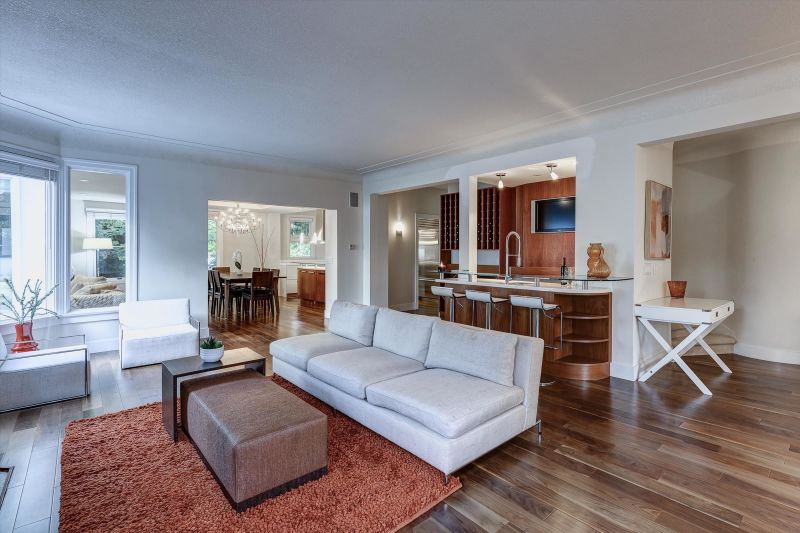 2094 Abbott Street, Kelowna, BC