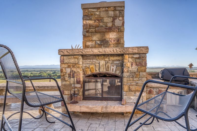43062 Township Road 250, Calgary, AB
