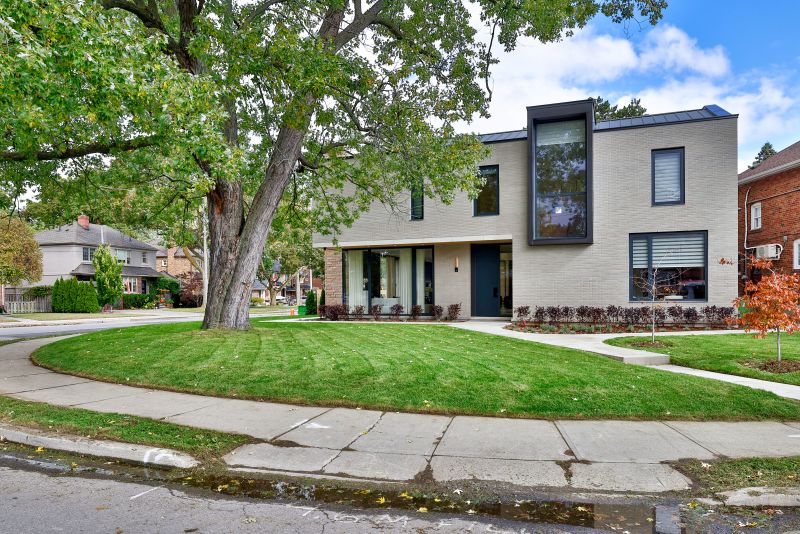 79 Brentcliffe Rd, East York, ON