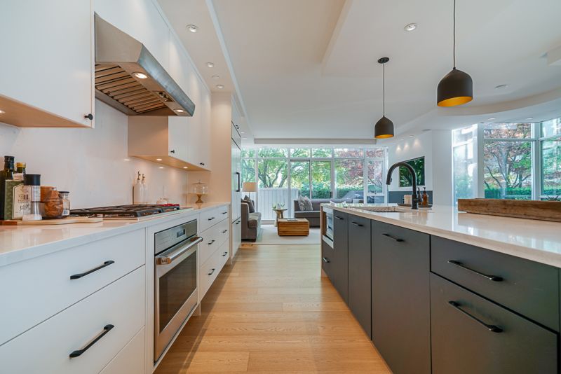 403 Beach Crescent, Vancouver, BC