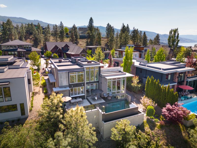 1076 Westpoint Drive, Kelowna, BC
