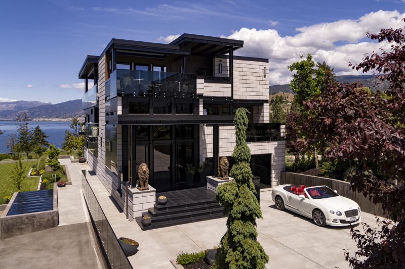 587 Vancouver Avenue, Penticton, BC