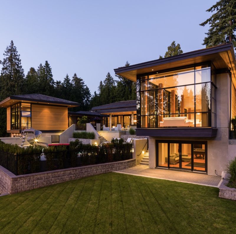 13677 32 Avenue, South Surrey, Surrey, BC, Canada, Surrey, BC