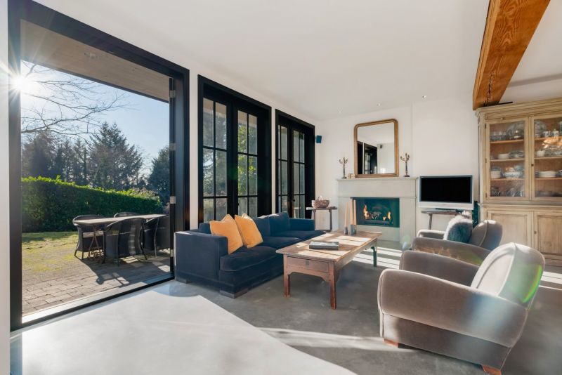 4297 Sunset Boulevard, North Vancouver, BC