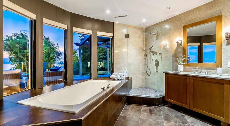 875 Aubeneau Crescent, West Vancouver, BC
