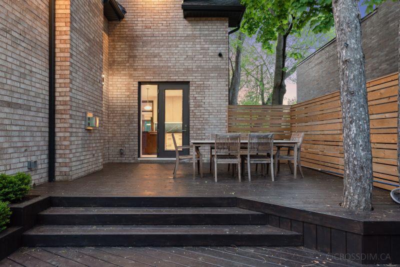 121 Forest Heights Blvd, Toronto, ON