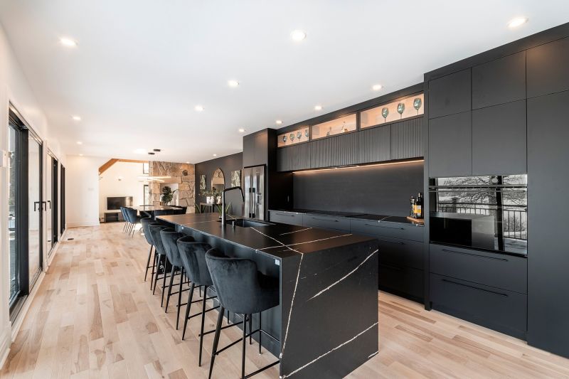 7 Rue Labrie, Saint-Eustache, QC