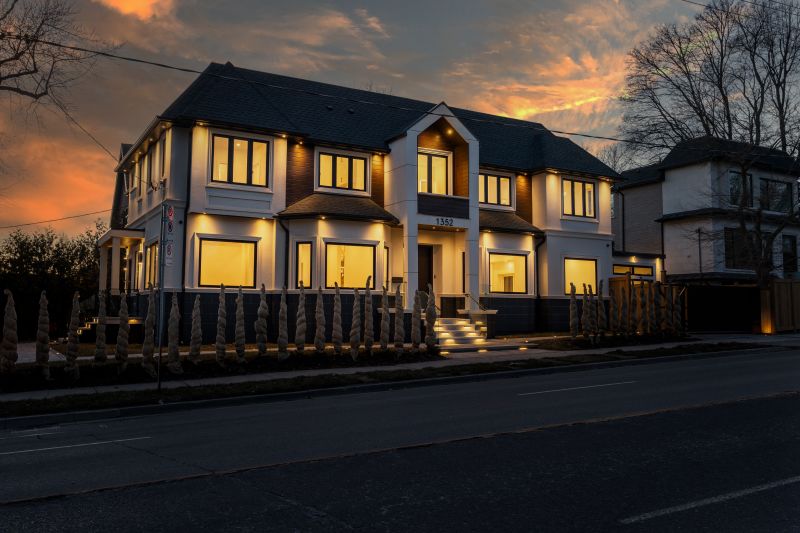 1352 Mount Pleasant Road, Toronto, ON, Canada, Toronto, ON