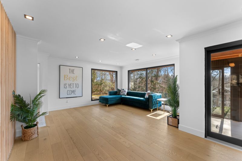820 Glenwood Avenue, Burlington, ON