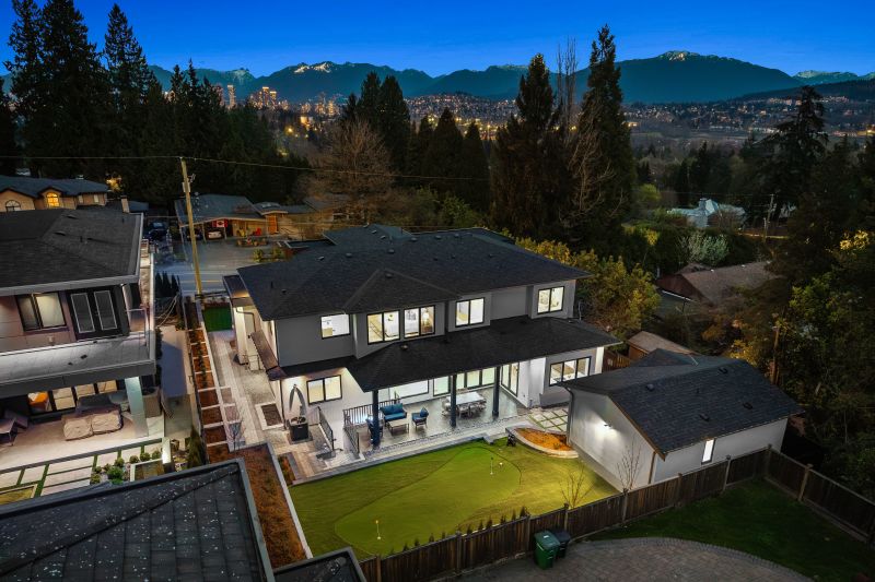 7370 Burris Street, Burnaby, BC