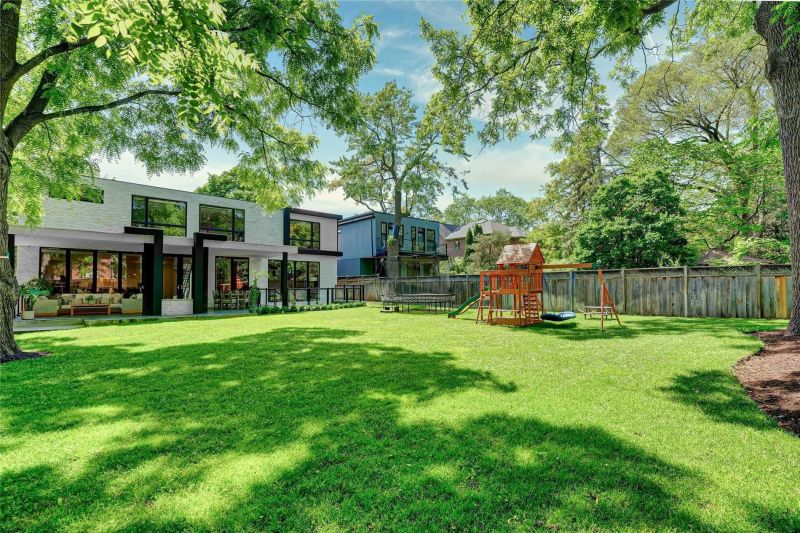 53 Royalavon Crescent, Toronto, ON