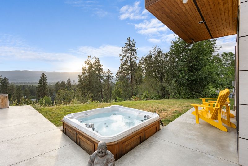 3194 Dunster Road, Kelowna, BC