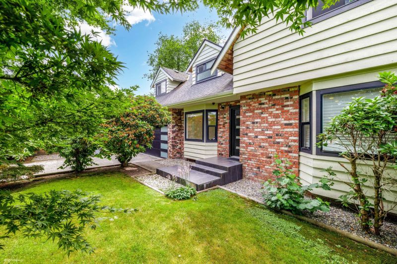 6471 Gibbons Dr, Richmond, BC