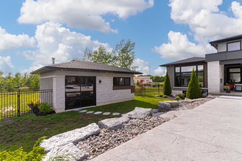 6 Shakespeare Road, Hamilton, ON