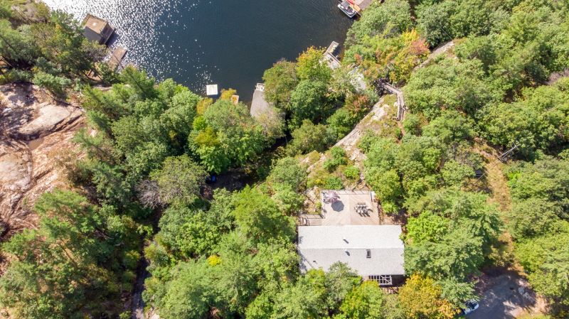 1059 Old Portage Road, Gravenhurst, ON