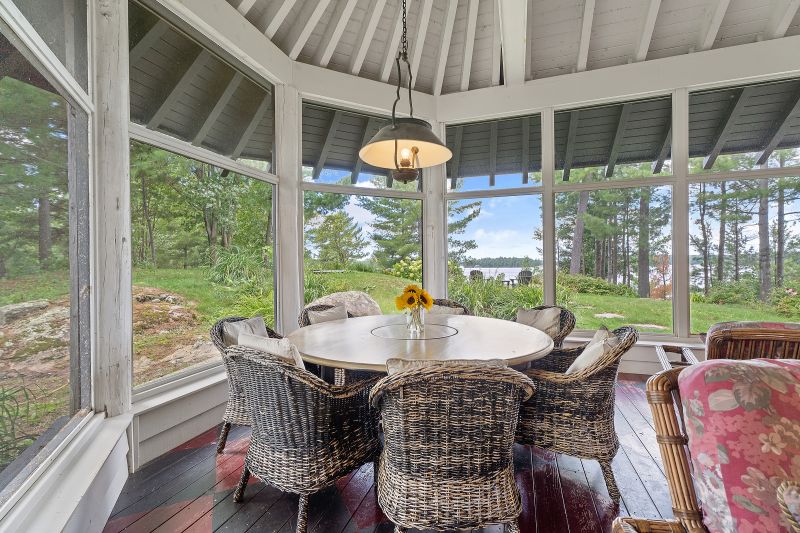 1 Onaway Island R21, Muskoka Lakes, ON