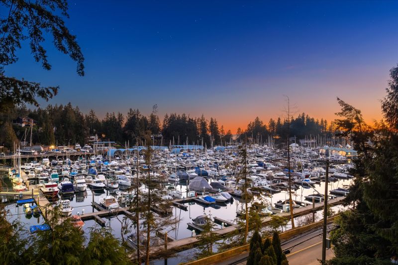 5797 Marine Drive, West Vancouver, BC