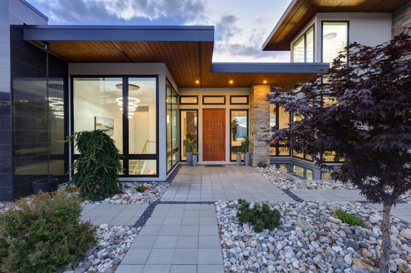 449 Swan Drive, Kelowna, BC
