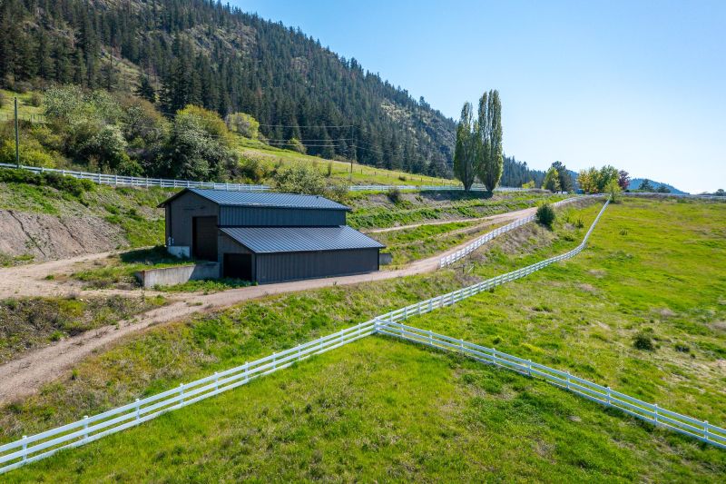 8399 Bench Row Road, Vernon, BC
