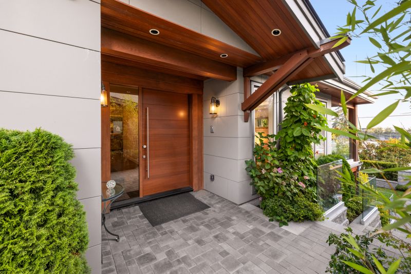 2449 Kings Avenue, West Vancouver, BC